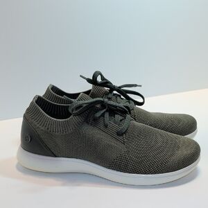 Klogs Hadley Women's Green Knit Sneakers Size 8.5